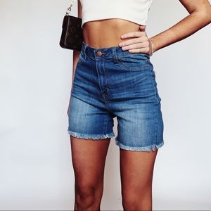 ✨SOLD✨NWT Blue Frayed Denim Shorts FashionNova